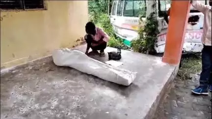 इटावा: इकदिल इलाके में अज्ञात ने बाइक को टक्कर मारी, हादसे में बाइक सवार एक की मौत, एक की हालत गंभीर, पुलिस जांच में जुटी है