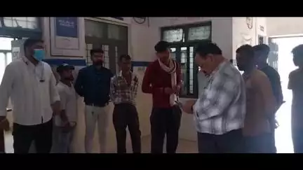 बक्स्वाहा: जर्जर पोस्टमार्टम हाउस में डॉक्टरों का पीएम से इनकार, 24 घंटे तक पड़ा रहा शव, विधायक-तहसीलदार भी लाचार