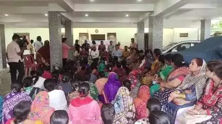 ବାଲେଶ୍ବର ମ୍ୟୁନିସିପାଲଟି: ୨୮ ନମ୍ବର ୱାର୍ଡ ଠାରେ ମା ପାଇଁ ଗଛଟିଏ କାର୍ଯ୍ୟକ୍ରମରେ ଯୋଗ ଦେଲେ ସଦର ବିଧାୟକ।