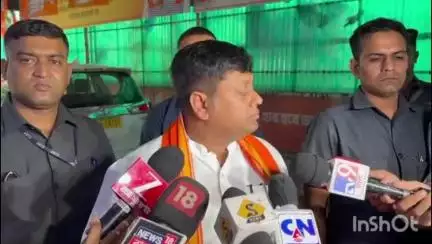 রাজারহাট: প্রত্যেকটা কলেজে এরকম একটা করে মাফিয়া তৈরি হয়েছে তৃণমূল ছাত্র পরিষদের : সল্টলেকে বিস্ফোরক সুকান্ত মজুমদার