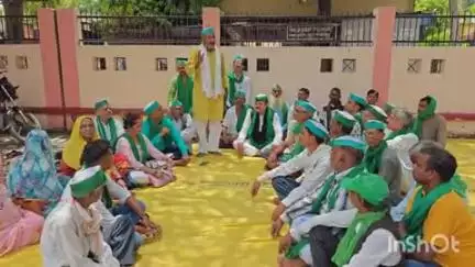 बिंदकी: बिंदकी कस्बे में भारतीय किसान यूनियन टिकैत गुट की बैठक हुई, राष्ट्रीय संगठन मंत्री रहे मौजूद, संगठन की मजबूती पर दिया बल