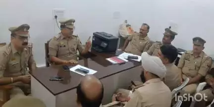 बागपत: कोतवाली बागपत प्रभारी ने महाशिवरात्रि एवं कांवड़ यात्रा को लेकर पुलिसकर्मियों को दिए दिशा निर्देश