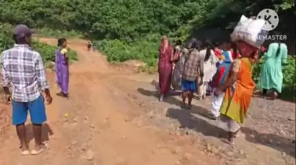 చోడవరం నియోజవర్గ పరిధిలోని ఆదివాసి గిరిజనులకు తప్పని డోలిమోత కష్టాలు  #Localissue