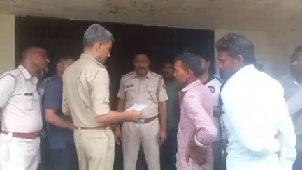 टोंक: टोंक के सोलंगपुरा चिडियो की बाडी में 18 वर्षीय किशोरी ने फंदे पर झूलकर आत्महत्या की, जांच शुरू