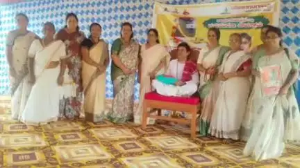 ರಾಮನಗರ: ಗುರುಗಳಿದ್ದರೆ ಮಾತ್ರ ಗುರಿ ಮುಟ್ಟಲು ಸಾಧ್ಯ: ಬೊಮ್ಮಚನಳ್ಳಿಯಲ್ಲಿ ಯೋಗ ಗುರು ನೀಲಕಂಠಾರಾಧ್ಯ