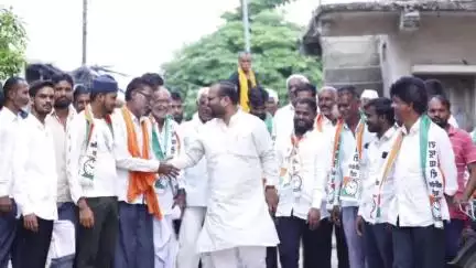 हिंगोली: वरूड गवळी येथे राष्ट्रवादी काँग्रेस पार्टी सदस्य नोंदणी अभियान