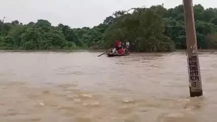 ঘাটাল: এক মাসের মধ্যে এই নিয়ে দুবার বানভাসি হলো পশ্চিম মেদিনীপুরের ঘাটাল