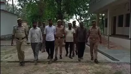 प्रतापगढ़: नारायणपुर भुसुण्डी गांव के व्यक्ति का 5 लाख की फिरौती के लिए अपहरण, 4 आरोपियों को गिरफ्तार कर अपहृत को बरामद किया गया