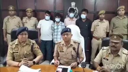 धौलाना: छिजारसी के पास पुलिस ने बंद मकान और दुकानों को निशाना बनाने वाले 4 चोरों को किया गिरफ्तार, चोरी का माल और नगदी बरामद