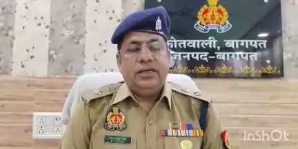 बागपत: कोतवाली बागपत पुलिस ने अहेडा रोड पर मुठभेड़ में घायल शातिर चोर रितेश को किया गिरफ्तार