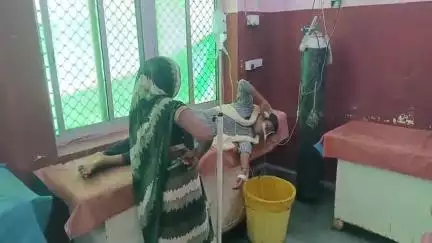 मंझनपुर: पारिवारिक विवाद बना ज़हर का कारण, किशोरी की हालत नाजुक, पिता की गाली से आहत होकर रामपुर बसोहरा में निगला ज़हरीला पदार्थ