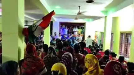 কৃষ্ণনগর ১: কৃষ্ণনগর এক নম্বর ব্লক তৃণমূল কংগ্রেসের উদ্যোগে রোড স্টেশনে বেসরকারি লজে একুশে জুলাই এর প্রস্তুতি সভা অনুষ্ঠিত হলো