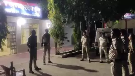 छिंदवाड़ा नगर: छिन्दवाड़ा पुलिस का कॉम्बिंग ऑपरेशन, एक ही रात में 145 वारंटी गिरफ्तार