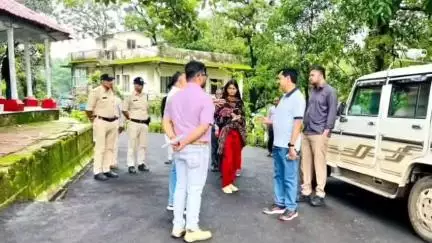 तामिया: तामिया में पर्यटन को बढ़ावा देने के उद्देश्य से कलेक्टर के साथ भोपाल से आई टीम ने बनाई कार्ययोजना