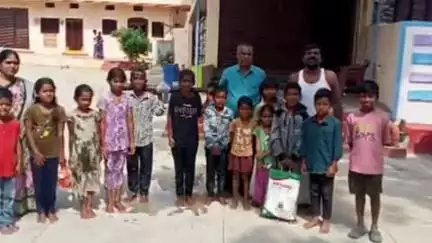 సిద్దిపేట అర్బన్: కుకునూరుపల్లి మండల కేంద్రంలో  కురుమ సంఘం లోని చిన్నారుల ఆధ్వర్యంలో వర్షాల కోసం కప్పతల్లి ఆట