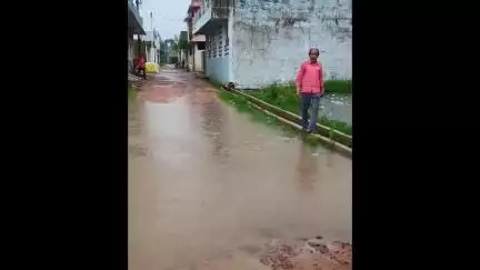 Chhatarpur : वार्ड नंबर 36 की हालत नगर परिषद दिखी बेखबर #chhatarpur #madhyapradesh