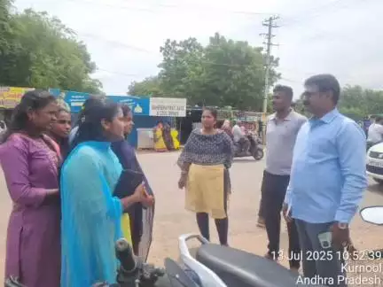 కర్నూలు: ఈవ్ టీజింగ్ కి పాల్పడితే కఠిన చర్యలు తప్పవు: కర్నూలు డిఎస్పీ బాబు ప్రసాద్