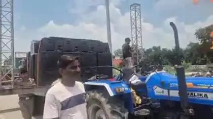 भगवानपुर: मंडावर चेक पोस्ट पर मानक के विरुद्ध डीजे लाने पर पुलिस ने दिखाई सख्ती, बड़े डीजे को उतरवाकर वापस भेजा