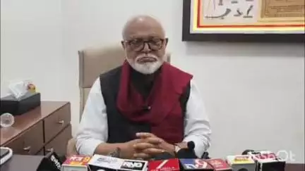 येवला: येवला येथील संपर्क कार्यालय मध्ये भुजबळांचा पत्रकारांशी वार्तालाप करताना उज्वल निकम यांच्या विषयी वक्तव्य