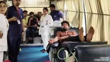 मालपुरा: मालपुरा में सुभाष सर्किल व डिग्गी के कल्याण मंदिर के पीछे आयोजित रक्तदान शिविर में 140 यूनिट हुआ रक्तदान