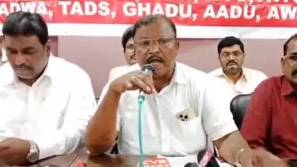 హిమాయత్ నగర్: ట్రాన్స్ పోర్ట్ కమిషనర్ అంక్షలు విధించడం వల్ల ఇబ్బందులు పడుతున్నాం: జేఏసీ కన్వీనర్ వెంకటేశం