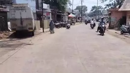 मोहाडी: गांधी वार्ड वरठी येथे हातभट्टीची दारू विक्री करणाऱ्यावर वरठी पोलिसात गुन्हा; 3 हजार रुपयांचा मुद्देमाल जप्त