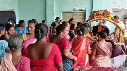 अलिबाग: रेवस ते पाली पदयात्रा व पालखी सोहळ्याला रेवस बोडणी कोळी बांधवांचा मोठा प्रतिसाद