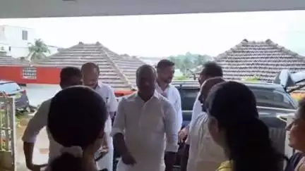 ಮಂಗಳೂರು: ವಿಶ್ವದ ಪ್ರತಿಷ್ಠಿತ ಕಾರು ಸಂಸ್ಥೆ ರೋಲ್ಸ್ ರಾಯ್ಸ್‌ನಲ್ಲಿ ಮಂಗಳೂರು ಯುವತಿಗೆ ಕೆಲಸ, ಕೆಪಿಟಿಯಲ್ಲಿ ಸ್ಪೀಕರ್ ಖಾದರ್ ಅಭಿನಂದನೆ