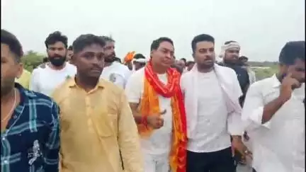 जहाज़पुर: विधायक गोपीचंद मीणा ने सरसिया से कोटड़ी श्याम तक 3 दिवसीय पदयात्रा का किया आगाज, उमड़ा जन सैलाब