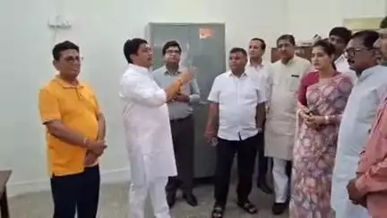 झुंझुनू: सूचना केंद्र झुंझुनूं परिसर में वाचनालय खत्म करने की तैयारी, प्रभारी मंत्री व कलेक्टर के आदेशों की हो रही अनदेखी