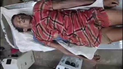 আউশগ্রাম ২: আউশগ্রামের রাধামোহনপুরে মাঠে কাজ করার সময় বাজ পড়ে মৃত্যু কৃষকের