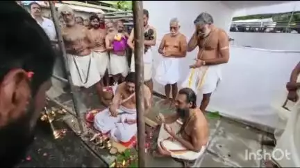 റാന്നി: ശബരിമല സന്നിധാനത്ത് നവഗ്രഹങ്ങളെ പുതിയ ശ്രീകോവിലിൽ പ്രതിഷ്ഠിച്ചു, ചടങ്ങ് കണ്ട് വണങ്ങി ആയിരങ്ങൾ