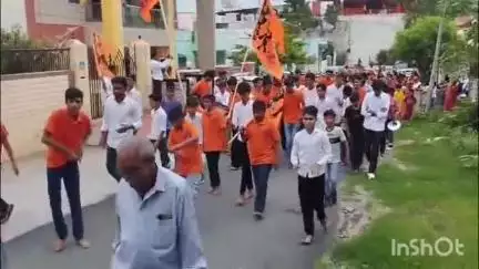 गिर्वा: जिले में मनाया गया महादेव का सावन महोत्सव, गोवर्धन सागर से कांवड़ में जल भरकर किया गया ऋण मुक्तेश्वर महादेव का जलाभिषेक
