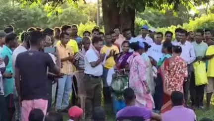 রাজগঞ্জ: কমিটি গঠন করে সেই তালিকা কিলকোট চাবাগানের ম্যানেজারকে দিল প্রগ্রেসিভ টি ওয়ার্কার ইউনিয়ন