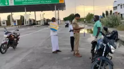 లైసెన్స్ లేకుండా వాహనాలు నడిపితే కఠిన చర్యలు తప్పవు: పుట్టపర్తి డివిజన్ లో పోలీసుల హెచ్చరిక