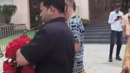 कटंगी: महाकाल के दर्शन कर लौटा कटंगी के भक्तों का जत्था, कल से शिव मंदिर में होगी महाकाल स्वरूप की पूजा