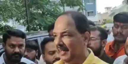 उत्तर सोलापूर: माझ्यावरील हल्ल्याला पुर्णपणे सरकार जबाबदार: संभाजी ब्रिगेडचे प्रदेशाध्यक्ष प्रविण गायकवाड यांचा आरोप...
