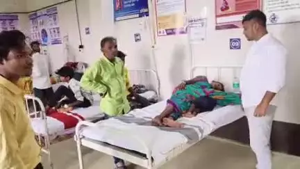 ନୂଆପଡା: ପୁଅ ବଦଳରେ ମାଆକୁ ଇଞ୍ଜେକସନ ଦେବା ଘଟଣାରେ ମାଁଙ୍କୁ ଖଡିଆଳ ଉପଖଣ୍ଡ ଚିକିତ୍ସାଳୟରେ ଭର୍ତ୍ତି