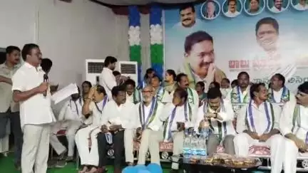 ప్రజలను మోసం చేయడం చంద్రబాబుకు అలవాటు మారింది: అమలాపురం లో పినిపే విశ్వరూప్