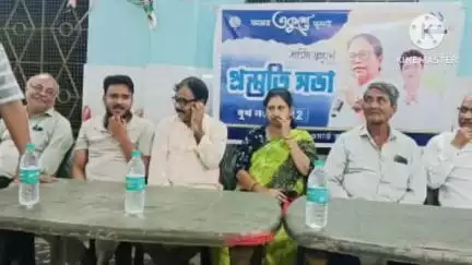 ঠাকুরপুকুর-মহেশতলা: একুশে জুলাই এর সমর্থনে মহেশতলা পৌরসভার দু নম্বর ওয়ার্ডে তৃণমূল কংগ্রেসের পক্ষ থেকে প্রস্তুতির সভার আয়োজন করা হয়
