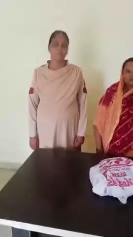 अभनपुर: गोबरा नवापारा थाना क्षेत्र से एक महिला को अवैध मादक पदार्थ गांजा के साथ किया गया गिरफ्तार