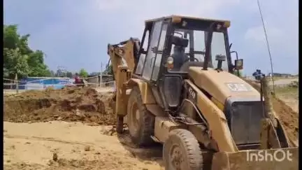 पोड़ैयाहाट: NH-133 पर कठोन में पोड़ैयाहाट विधायक की पहल से भूमिगत अंडरपास बनना शुरू, ग्रामीणों में खुशी