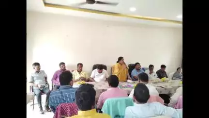 ନୂଆପଡା: ଆମାନାରାରେ ବିଡ଼ିଓ, ବ୍ଲକ ଅଧ୍ୟକ୍ଷା ଓ ଉପାଧ୍ୟକ୍ଷଙ୍କ ଉପସ୍ଥିତରେ ଯନ୍ତ୍ରୀଙ୍କୁ ବିଦାୟ କାଳୀନ ସମ୍ବର୍ଦ୍ଧନା