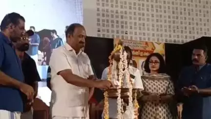 അമ്പലപ്പുഴ: എം.എൽ.എ മെറിറ്റ് അവാർഡ് വിതരണം വണ്ടാനം മെഡിക്കൽ കോളേജ് ഓഡിറ്റോറിയത്തിൽ മന്ത്രി ബാലഗോപാൽ നിർവഹിച്ചു