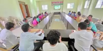 सुकमा: कृषि चौपाल के आठवें चरण में कृषि विज्ञान केंद्र सुकमा में समेकित नाशीजीव प्रबंधन पर विशेषज्ञों की अहम चर्चा हुई