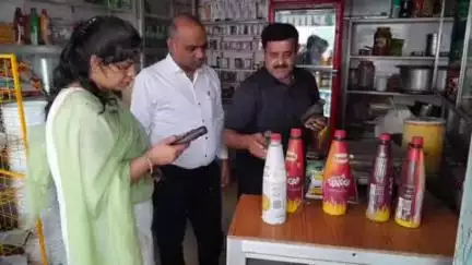 तेंदूखेड़ा: खाद्य सुरक्षा प्रशासन द्वारा तेंदूखेड़ा में दूध डेयरी का औचक निरीक्षण किया गया