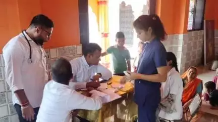 भोकरदन: बामखेडा येथे महात्मा ज्योतिराव फुले जन आरोग्य योजनेअंतर्गत घेण्यात आले मोफत आरोग्य तपासणी शिबिर