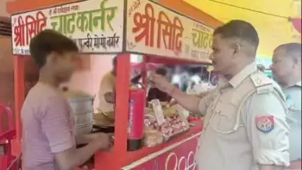 खलीलाबाद: श्रावण मास मेले को लेकर बाबा तामेश्वर नाथ धाम में अग्निशमन विभाग ने अग्निकांड से बचाव की जानकारी दी