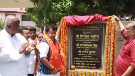 मोतिहारी: मोतिहारी में 15 करोड़ की लागत से दो बड़ी परियोजनाओं का पथ निर्माण मंत्री ने किया शिलान्यास