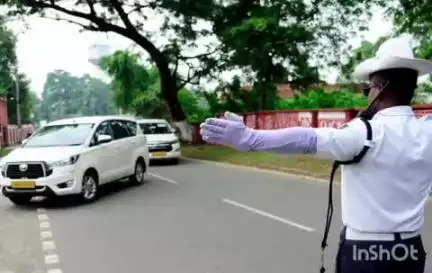 କଟକ ପୌରାଞ୍ଚଳ: ମହାମହିମ ରାଷ୍ଟ୍ରପତି ଦ୍ରୌପଦୀ ର୍ମୁମୁଙ୍କ କଟକ ଗସ୍ତକୁ ଦୃଷ୍ଟିରେ ରଖି ପୁଲିସ ପକ୍ଷରୁ ଚାଲିଥିବା ପ୍ରସ୍ତୁତି ରବିବାର  ଶେଷ ହୋଇଛି।